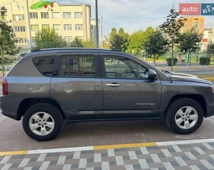 Сірий Джип Compass, об'ємом двигуна 2 л та пробігом 159 тис. км за 14495 $, фото 1 на Automoto.ua