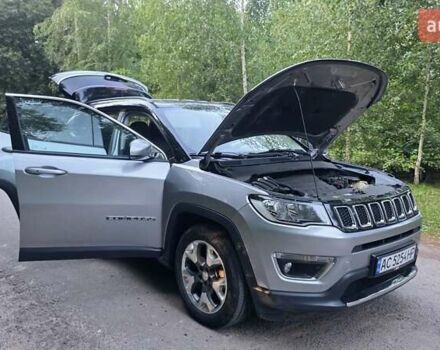 Джип Компас 2017 в Нововолынск на Automoto.ua Серый Джип Компас, объемом двигателя 2.36 л и пробегом 135 тыс. км за 14700 $, фото 9 на Automoto.ua