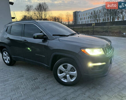 Серый Джип Компас, объемом двигателя 2.4 л и пробегом 175 тыс. км за 12900 $, фото 9 на Automoto.ua