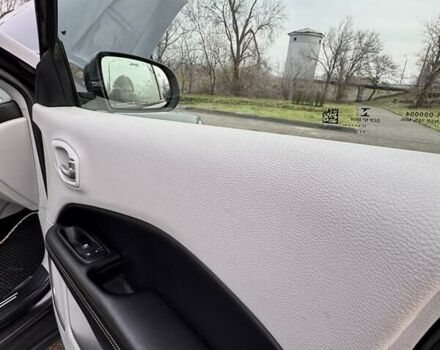 Сірий Джип Compass, об'ємом двигуна 2.4 л та пробігом 129 тис. км за 15800 $, фото 22 на Automoto.ua