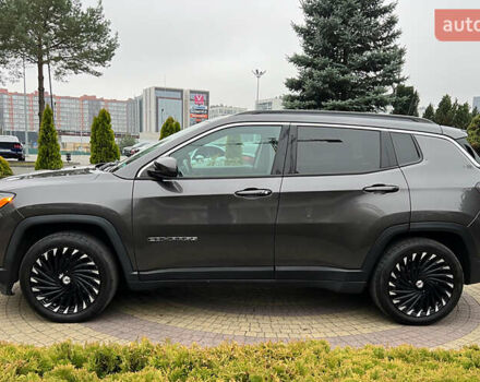 Серый Джип Компас, объемом двигателя 2.36 л и пробегом 92 тыс. км за 17200 $, фото 3 на Automoto.ua