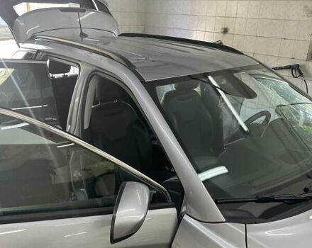 Серый Джип Компас, объемом двигателя 2.4 л и пробегом 70 тыс. км за 12900 $, фото 3 на Automoto.ua