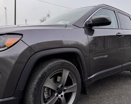 Сірий Джип Compass, об'ємом двигуна 2.4 л та пробігом 129 тис. км за 15800 $, фото 4 на Automoto.ua