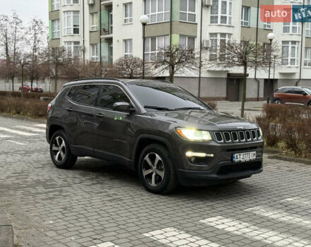Серый Джип Компас, объемом двигателя 2.36 л и пробегом 172 тыс. км за 13200 $, фото 1 на Automoto.ua