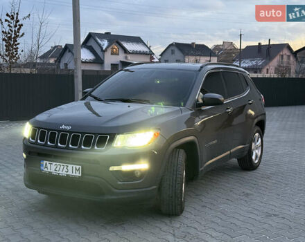 Серый Джип Компас, объемом двигателя 2.4 л и пробегом 175 тыс. км за 12900 $, фото 4 на Automoto.ua