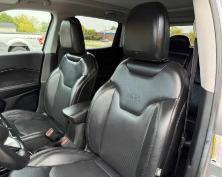 Сірий Джип Compass, об'ємом двигуна 2.4 л та пробігом 51 тис. км за 11100 $, фото 8 на Automoto.ua