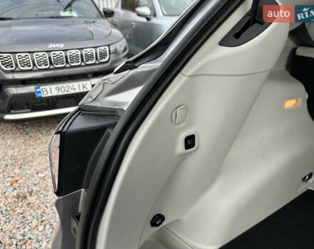 Джип Compass 2017 у Полтаві на Automoto.ua Сірий Джип Compass, об'ємом двигуна 2.36 л та пробігом 125 тис. км за 15500 $, фото 17 на Automoto.ua