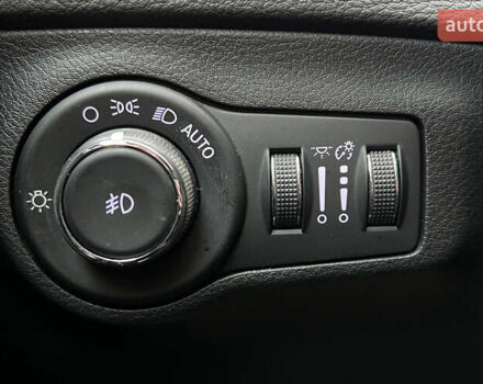 Серый Джип Компас, объемом двигателя 2.36 л и пробегом 92 тыс. км за 17200 $, фото 18 на Automoto.ua