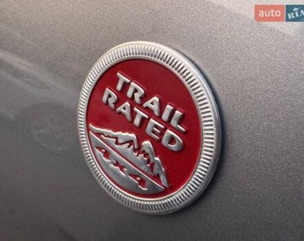 Джип Compass 2017 у Одесі на Automoto.ua Сірий Джип Compass, об'ємом двигуна 2.36 л та пробігом 42 тис. км за 12800 $, фото 37 на Automoto.ua