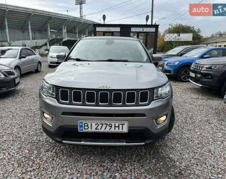 Джип Compass 2017 у Полтаві на Automoto.ua Сірий Джип Compass, об'ємом двигуна 2.36 л та пробігом 125 тис. км за 15500 $, фото 3 на Automoto.ua
