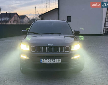 Серый Джип Компас, объемом двигателя 2.4 л и пробегом 175 тыс. км за 12900 $, фото 3 на Automoto.ua