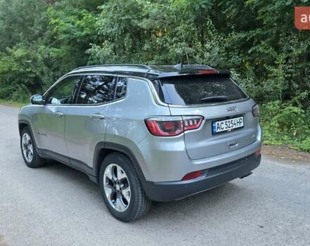 Джип Компас 2017 в Нововолынск на Automoto.ua Серый Джип Компас, объемом двигателя 2.36 л и пробегом 135 тыс. км за 14700 $, фото 4 на Automoto.ua