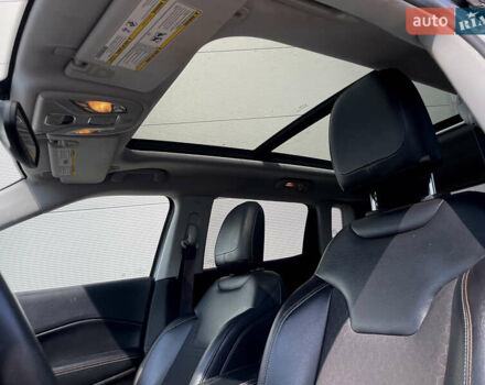 Серый Джип Компас, объемом двигателя 2.4 л и пробегом 119 тыс. км за 12900 $, фото 24 на Automoto.ua