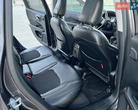 Сірий Джип Compass, об'ємом двигуна 2.36 л та пробігом 52 тис. км за 16900 $, фото 64 на Automoto.ua