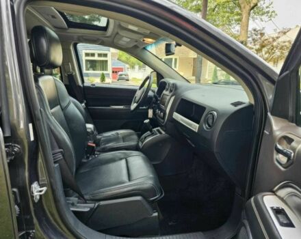 Джип Compass 2017 у Дніпро (Дніпропетровську) на Automoto.ua Сірий Джип Compass, об'ємом двигуна 2.4 л та пробігом 68 тис. км за 5800 $, фото 6 на Automoto.ua