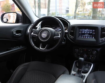 Серый Джип Компас, объемом двигателя 2.36 л и пробегом 34 тыс. км за 16000 $, фото 10 на Automoto.ua