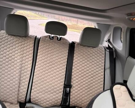 Сірий Джип Compass, об'ємом двигуна 2.4 л та пробігом 129 тис. км за 15800 $, фото 13 на Automoto.ua