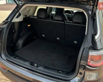 Сірий Джип Compass, об'ємом двигуна 2.36 л та пробігом 101 тис. км за 15900 $, фото 3 на Automoto.ua