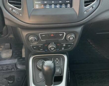 Сірий Джип Compass, об'ємом двигуна 2.36 л та пробігом 61 тис. км за 16000 $, фото 7 на Automoto.ua