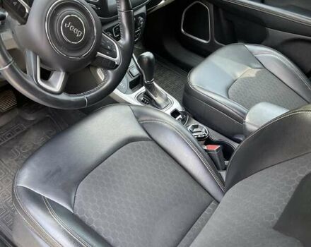 Сірий Джип Compass, об'ємом двигуна 2.36 л та пробігом 61 тис. км за 16000 $, фото 11 на Automoto.ua