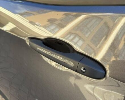 Серый Джип Компас, объемом двигателя 2.36 л и пробегом 100 тыс. км за 14700 $, фото 6 на Automoto.ua