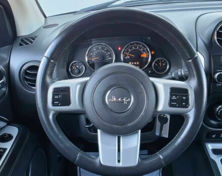 Сірий Джип Compass, об'ємом двигуна 2.4 л та пробігом 58 тис. км за 5600 $, фото 11 на Automoto.ua