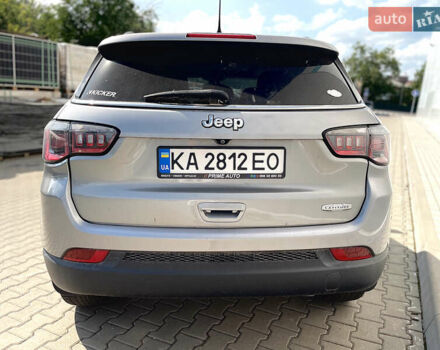 Серый Джип Компас, объемом двигателя 2.4 л и пробегом 119 тыс. км за 12900 $, фото 5 на Automoto.ua