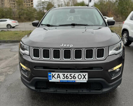 Сірий Джип Compass, об'ємом двигуна 2.36 л та пробігом 123 тис. км за 16000 $, фото 1 на Automoto.ua