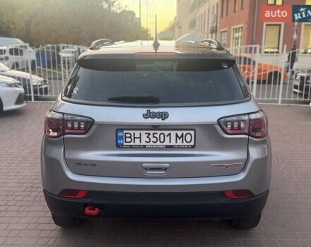 Джип Compass 2017 у Одесі на Automoto.ua Сірий Джип Compass, об'ємом двигуна 2.36 л та пробігом 42 тис. км за 12800 $, фото 5 на Automoto.ua