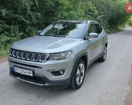 Джип Компас 2017 в Нововолынск на Automoto.ua Серый Джип Компас, объемом двигателя 2.36 л и пробегом 135 тыс. км за 14700 $, фото 2 на Automoto.ua