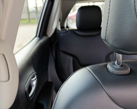 Сірий Джип Compass, об'ємом двигуна 2.4 л та пробігом 112 тис. км за 15900 $, фото 4 на Automoto.ua