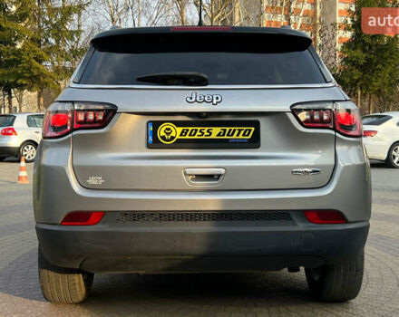 Серый Джип Компас, объемом двигателя 2.4 л и пробегом 75 тыс. км за 15800 $, фото 5 на Automoto.ua