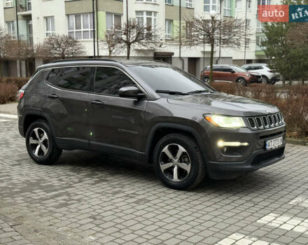 Серый Джип Компас, объемом двигателя 2.36 л и пробегом 172 тыс. км за 13200 $, фото 4 на Automoto.ua