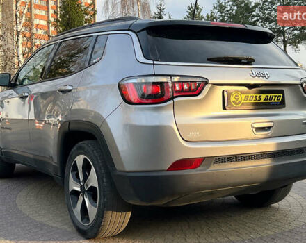 Серый Джип Компас, объемом двигателя 2.4 л и пробегом 75 тыс. км за 15800 $, фото 4 на Automoto.ua
