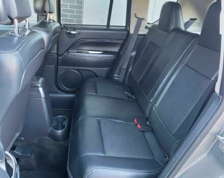 Сірий Джип Compass, об'ємом двигуна 2.4 л та пробігом 58 тис. км за 5600 $, фото 13 на Automoto.ua