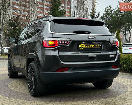Серый Джип Компас, объемом двигателя 2.36 л и пробегом 92 тыс. км за 17200 $, фото 4 на Automoto.ua