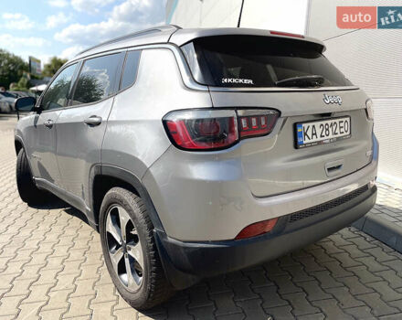 Серый Джип Компас, объемом двигателя 2.4 л и пробегом 119 тыс. км за 12900 $, фото 4 на Automoto.ua