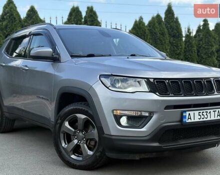 Серый Джип Компас, объемом двигателя 2.36 л и пробегом 100 тыс. км за 13800 $, фото 3 на Automoto.ua