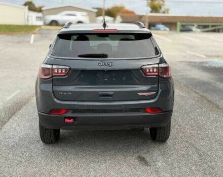 Серый Джип Компас, объемом двигателя 2.4 л и пробегом 111 тыс. км за 3800 $, фото 3 на Automoto.ua