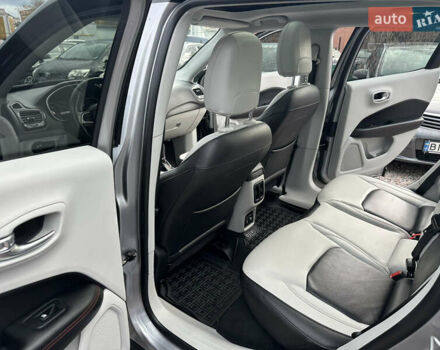 Джип Compass 2017 у Полтаві на Automoto.ua Сірий Джип Compass, об'ємом двигуна 2.36 л та пробігом 125 тис. км за 15500 $, фото 36 на Automoto.ua