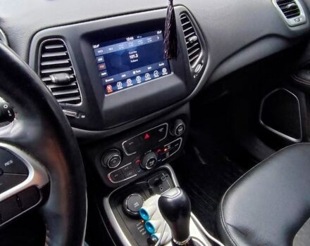 Сірий Джип Compass, об'ємом двигуна 2.4 л та пробігом 154 тис. км за 14800 $, фото 3 на Automoto.ua
