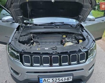 Джип Компас 2017 в Нововолынск на Automoto.ua Серый Джип Компас, объемом двигателя 2.36 л и пробегом 135 тыс. км за 14700 $, фото 12 на Automoto.ua
