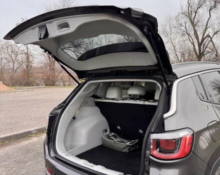 Сірий Джип Compass, об'ємом двигуна 2.4 л та пробігом 129 тис. км за 15800 $, фото 9 на Automoto.ua