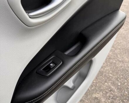 Сірий Джип Compass, об'ємом двигуна 2.4 л та пробігом 129 тис. км за 15800 $, фото 11 на Automoto.ua