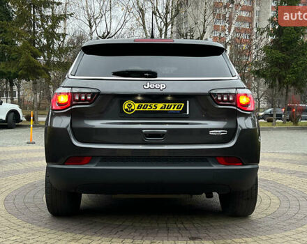 Серый Джип Компас, объемом двигателя 2.36 л и пробегом 92 тыс. км за 17200 $, фото 5 на Automoto.ua