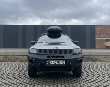 Сірий Джип Compass, об'ємом двигуна 2.36 л та пробігом 184 тис. км за 17000 $, фото 2 на Automoto.ua