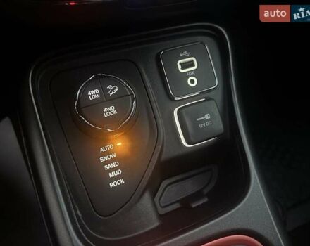 Джип Compass 2017 у Одесі на Automoto.ua Сірий Джип Compass, об'ємом двигуна 2.36 л та пробігом 42 тис. км за 12800 $, фото 3 на Automoto.ua