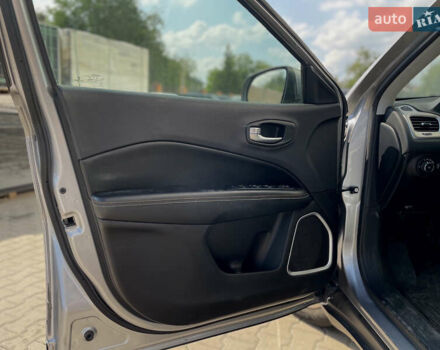 Серый Джип Компас, объемом двигателя 2.4 л и пробегом 119 тыс. км за 12900 $, фото 14 на Automoto.ua