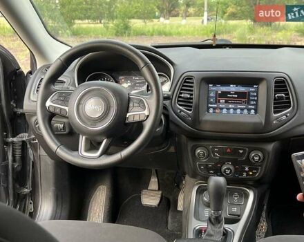 Серый Джип Компас, объемом двигателя 2.36 л и пробегом 119 тыс. км за 14600 $, фото 3 на Automoto.ua