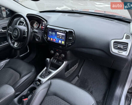 Серый Джип Компас, объемом двигателя 2.36 л и пробегом 105 тыс. км за 14950 $, фото 32 на Automoto.ua